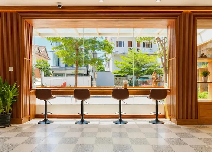Angkor Mansion & Hotel 4*