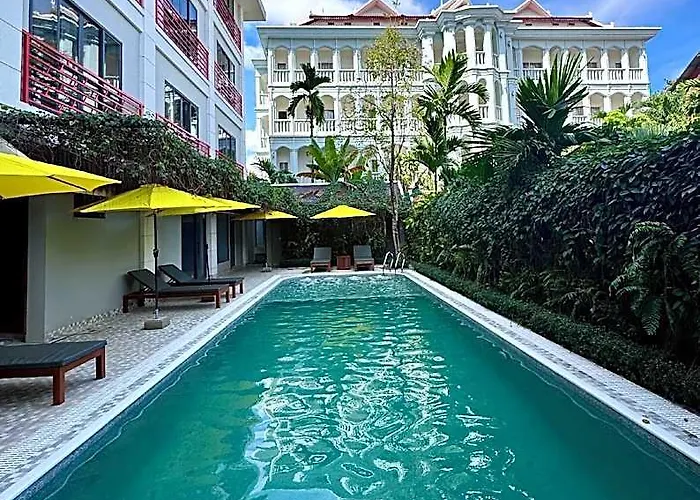 Angkor Mansion & Hotel 4*